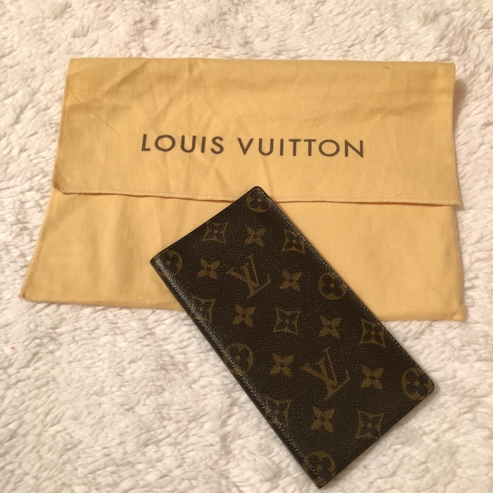 Authentic Louis Vuitton monogram checkbook wallet